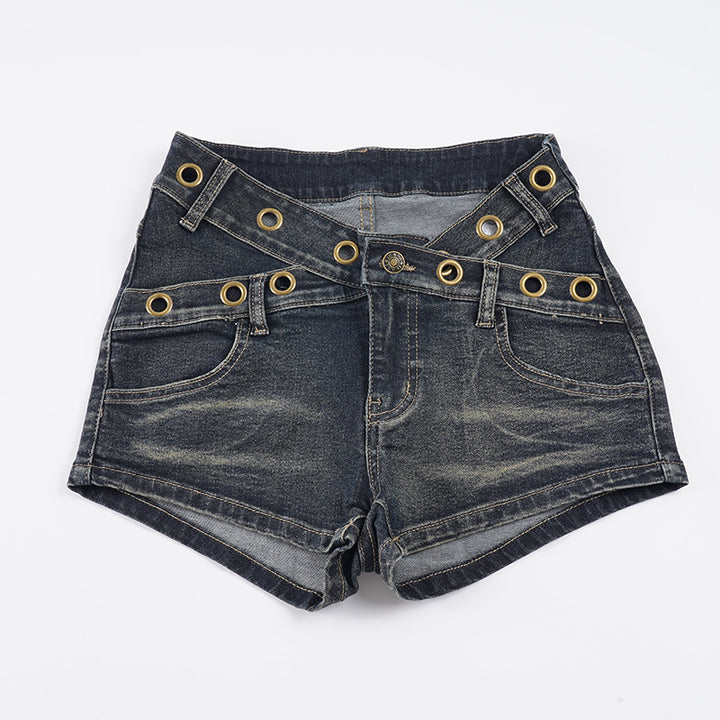 Damer Flared Jeans med unika knappp detaljer och raffinerade applikationer Mirla-Eva Jonsson