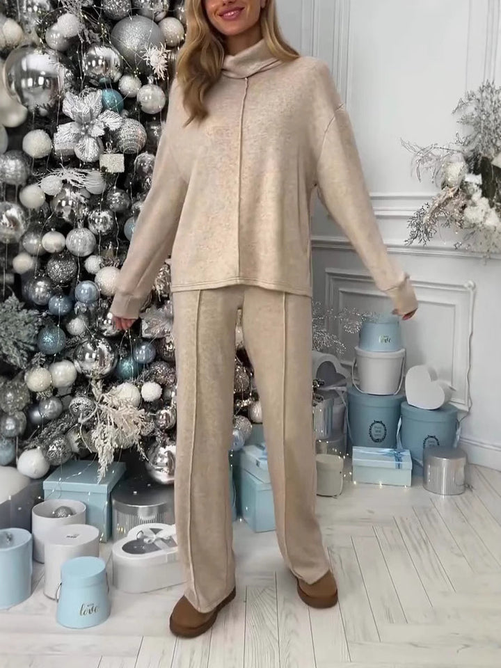 Damer Fleece-Lounge-set med modern ståkrage och vid skärning Mirla-Eva Jonsson