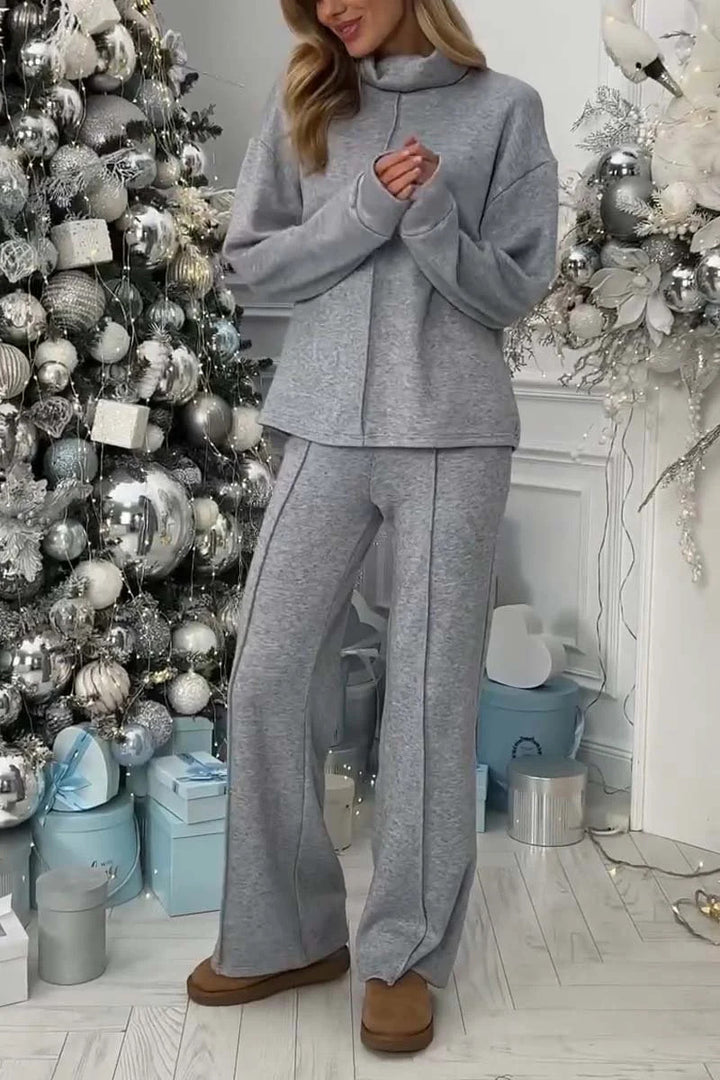 Damer Fleece-Lounge-set med modern ståkrage och vid skärning Mirla-Eva Jonsson