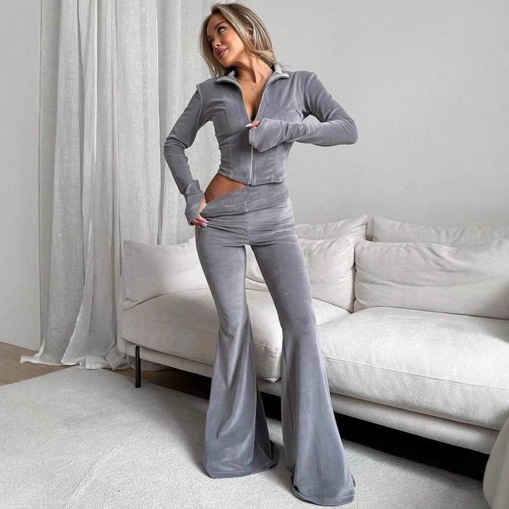 Damer Fleece Träningsdräkt med Elegant Dragkedja och Utsvängda Ben Mirla-Eva Jonsson