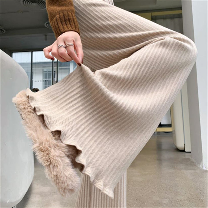 Damer Flödande Stickad Byxa med Mjukt Material och Elegant Söm Mirla-Eva Jonsson