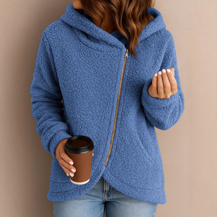 Damer Fluffig Hoodiejacka med asymmetrisk dragkedja Mirla-Eva Jonsson