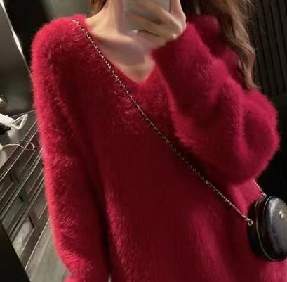 Damer Fluffy V-hals Tröja gjord av Mohair Mirla-Eva Jonsson