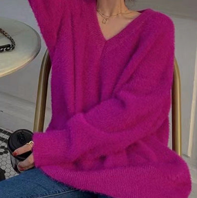 Damer Fluffy V-hals Tröja gjord av Mohair Mirla-Eva Jonsson