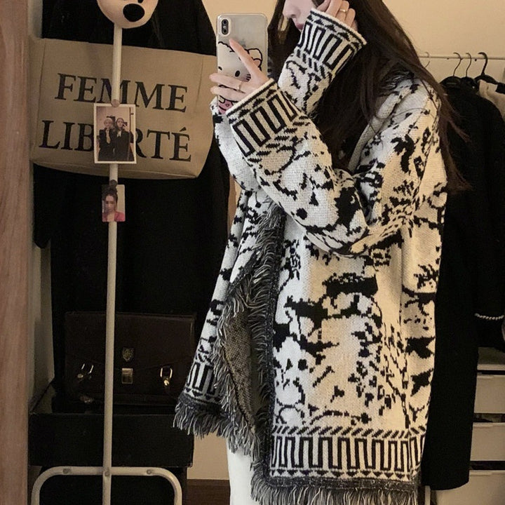 Damer Fransig Kofta med Grafiskt Mönster och Öppna Framstycken Mirla-Eva Jonsson
