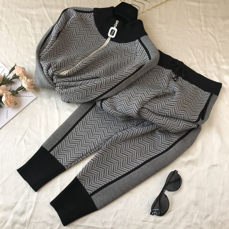 Damer Fritids Strickjacka och Joggingbyxor Set Mirla-Eva Jonsson