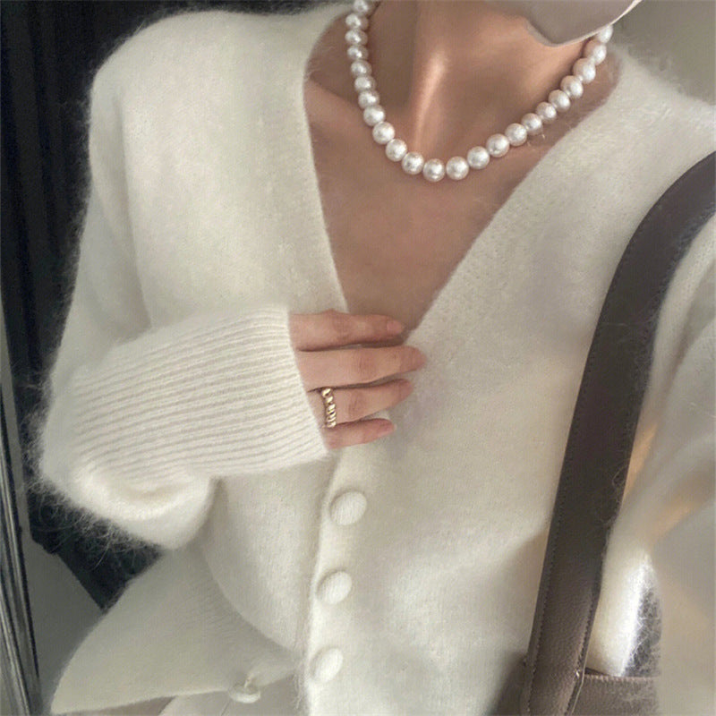 Damer Fuzzy Cardigan med V-ringning och dekorativa knappar Eva Jonsson-Eva Jonsson