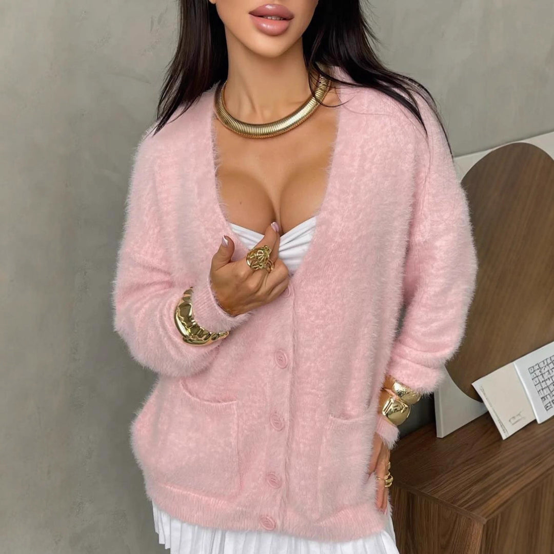 Damer Fuzzy Cardigan med praktiska fickor och V-ringning Mirla-Eva Jonsson