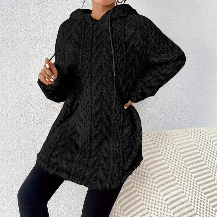Damer Fuzzy Hoodie med Flätdesign Mirla-Eva Jonsson
