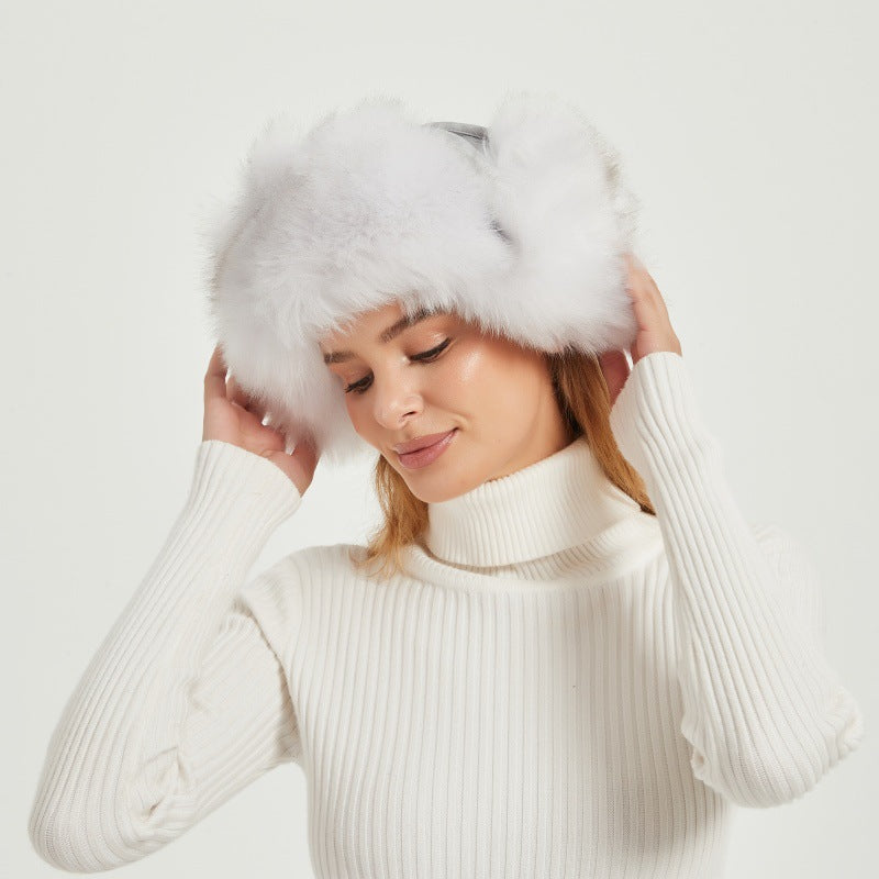 Damer Fuzzy Vintermössa med djuröron och voluminös design Mirla-Eva Jonsson