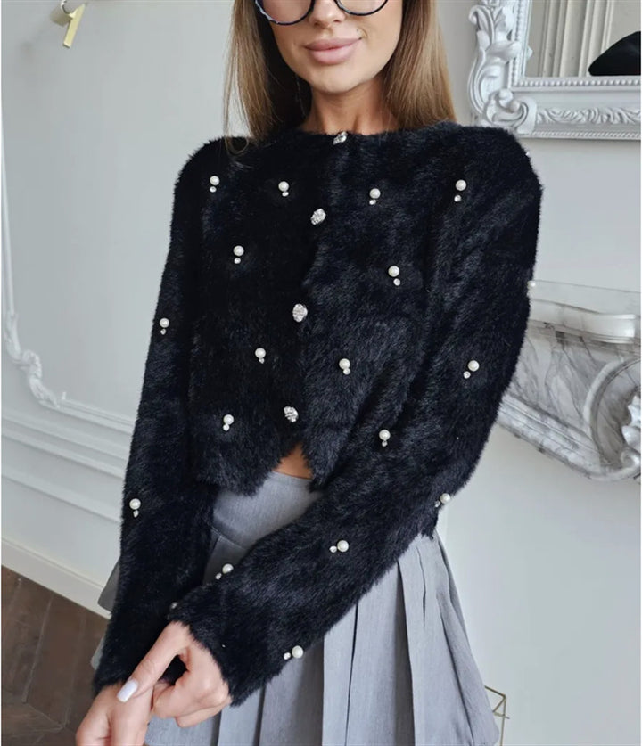 Damer Fuzzy kofta med smyckesknappar och elegant skärning Mirla-Eva Jonsson