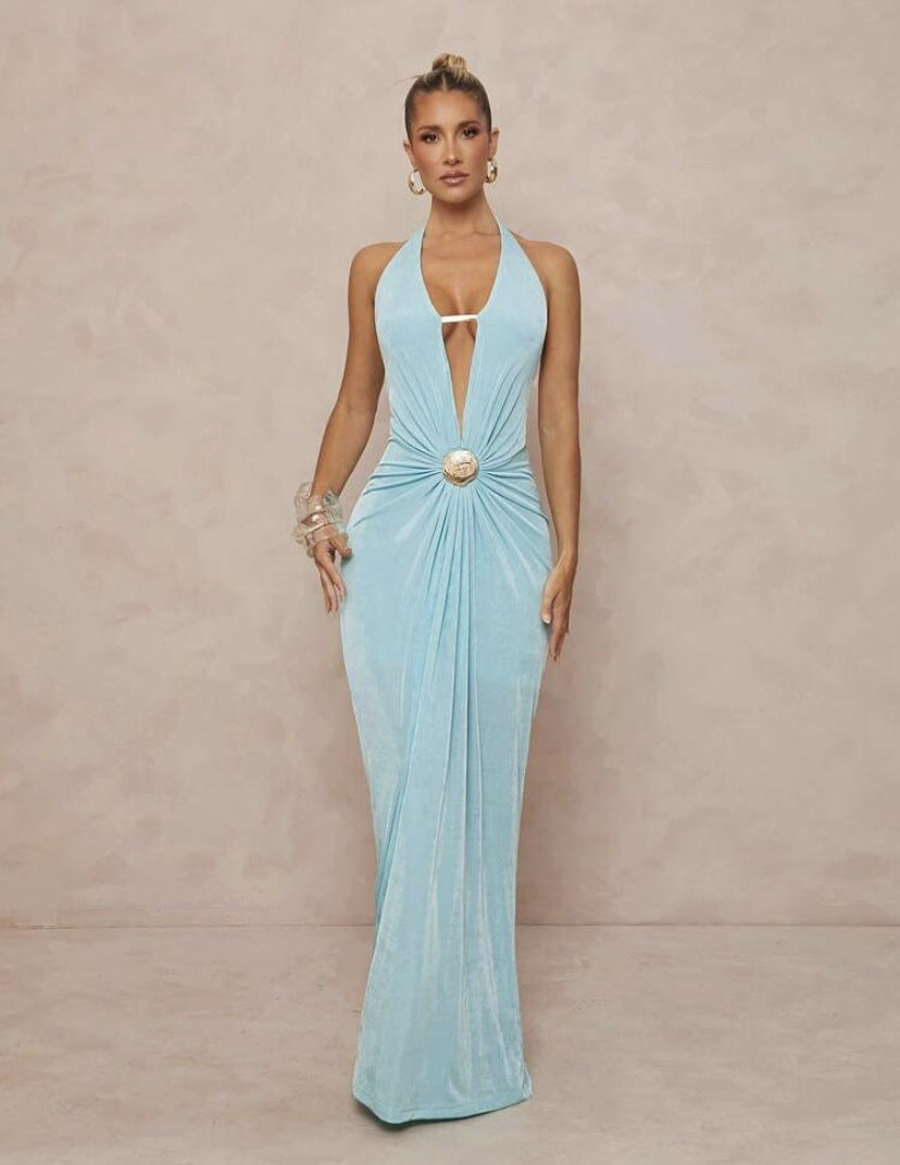 Damer Glamouröst Aftonklänning med djup V-ringning och elegant drapering Mirla-Eva Jonsson
