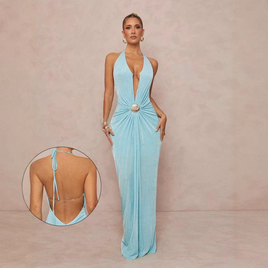 Damer Glamouröst Aftonklänning med djup V-ringning och elegant drapering Mirla-Eva Jonsson