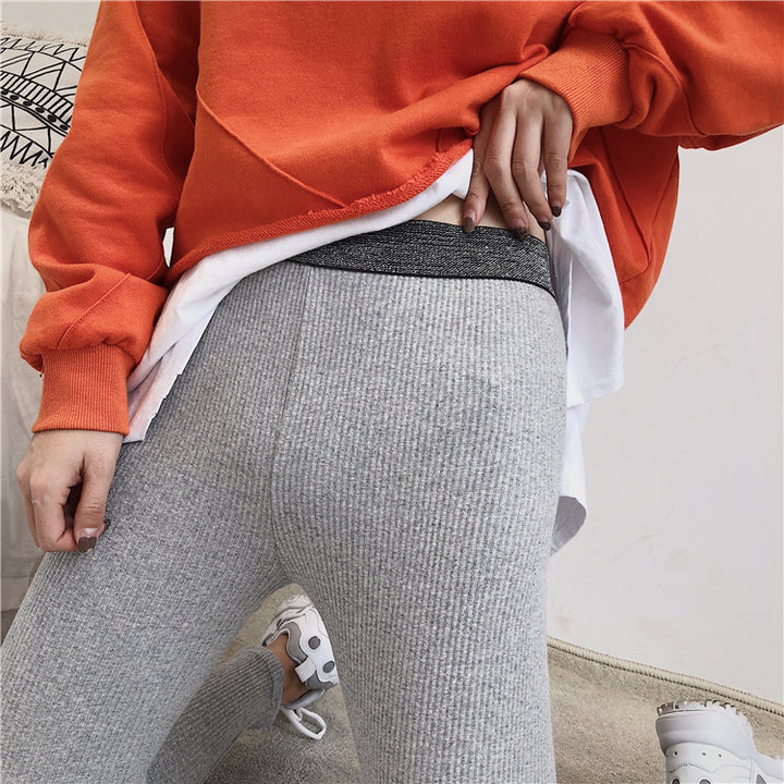 Damer Glittrande Leggings i figurnära ribbdesign Mirla-Eva Jonsson