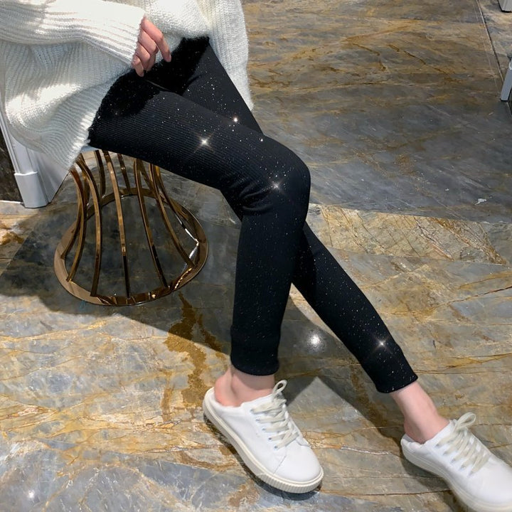 Damer Glittrande Leggings i figurnära ribbdesign Mirla-Eva Jonsson