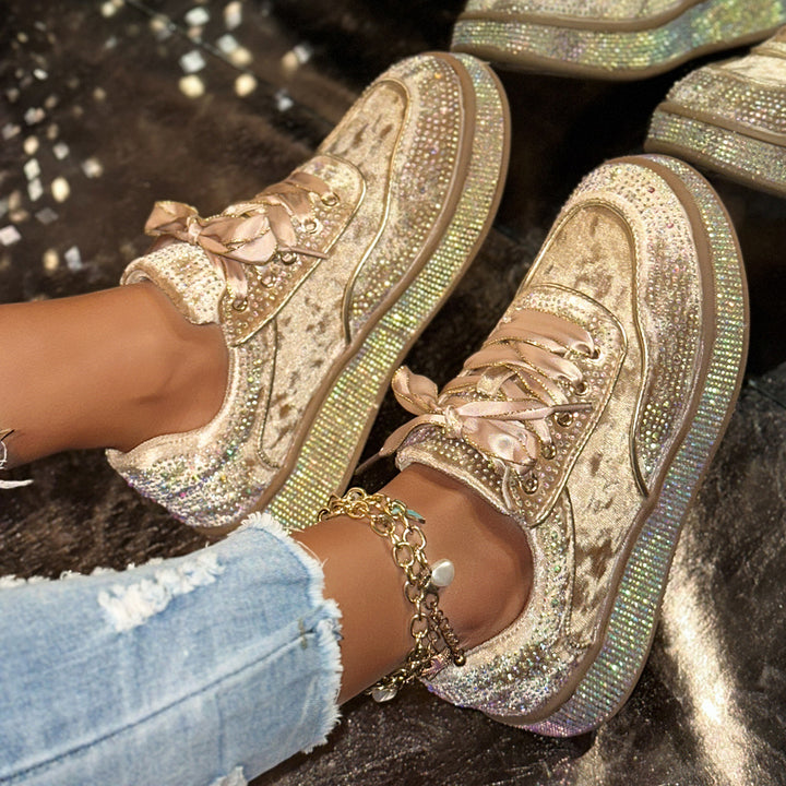 Damer Glittrande Sneakers med Glittrande Accenter Mirla-Eva Jonsson