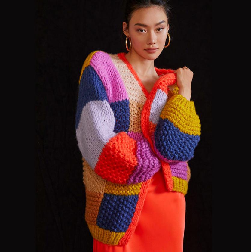 Damer Grovstickad Cardigan med färgglad Patchwork-design Mirla-Eva Jonsson