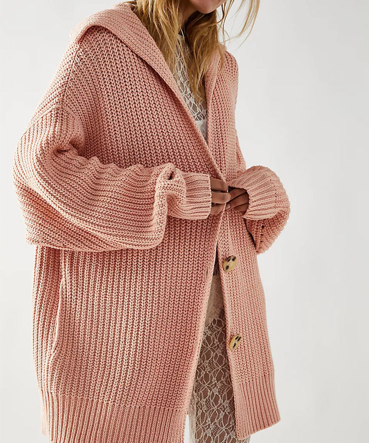 Damer Grovstickad Cardigan med huva och modeknappdetaljer Mirla-Eva Jonsson