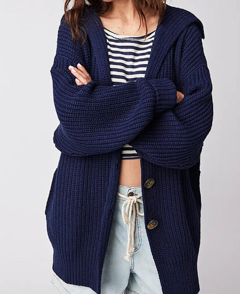 Damer Grovstickad Cardigan med huva och modeknappdetaljer Mirla-Eva Jonsson