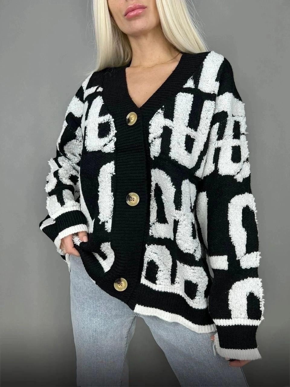 Damer Grovstickad Cardigan med kreativt tryck och högkvalitativt material Mirla-Eva Jonsson