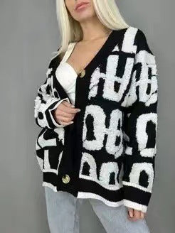 Damer Grovstickad Cardigan med kreativt tryck och högkvalitativt material Mirla-Eva Jonsson