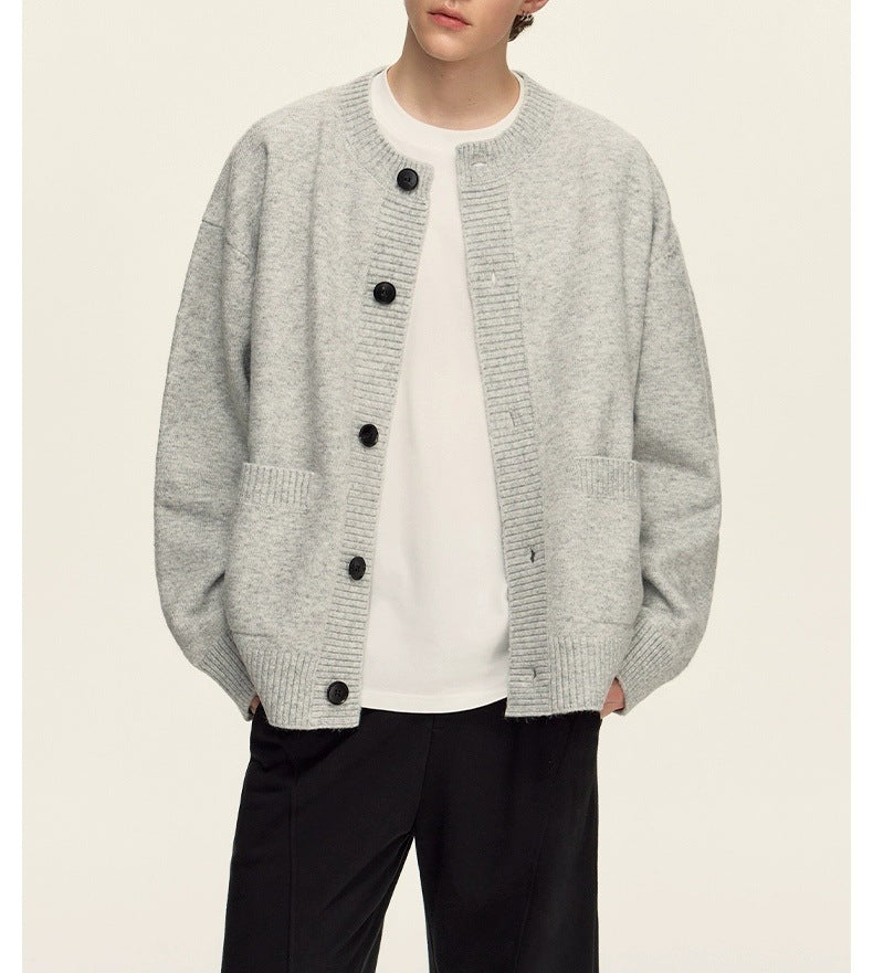 Damer Grovstickad Cardigan med oversize passform och stora knappdetaljer Mirla-Eva Jonsson