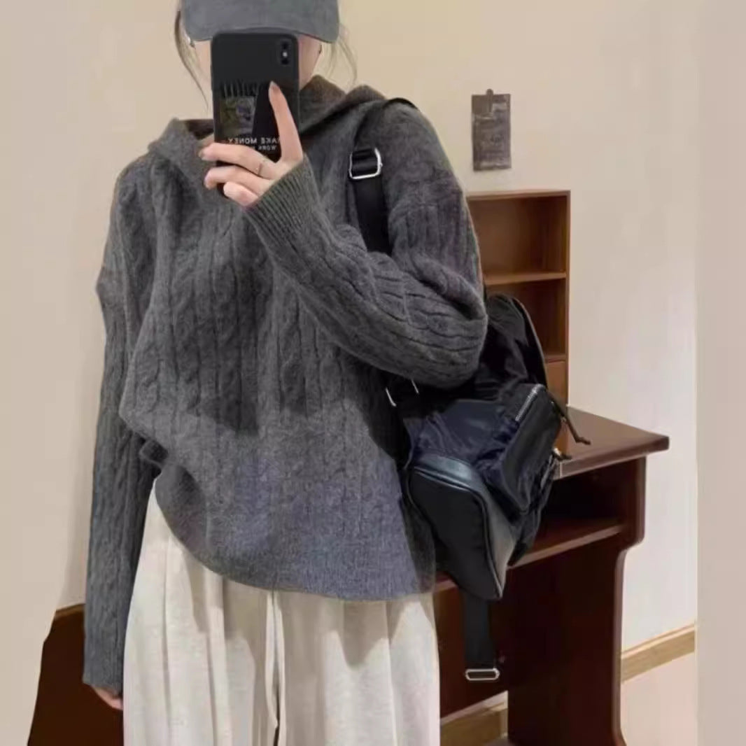 Damer Grovstickad Hoodie med Flätmönster och Avslappnad Passform Eva Jonsson-Eva Jonsson