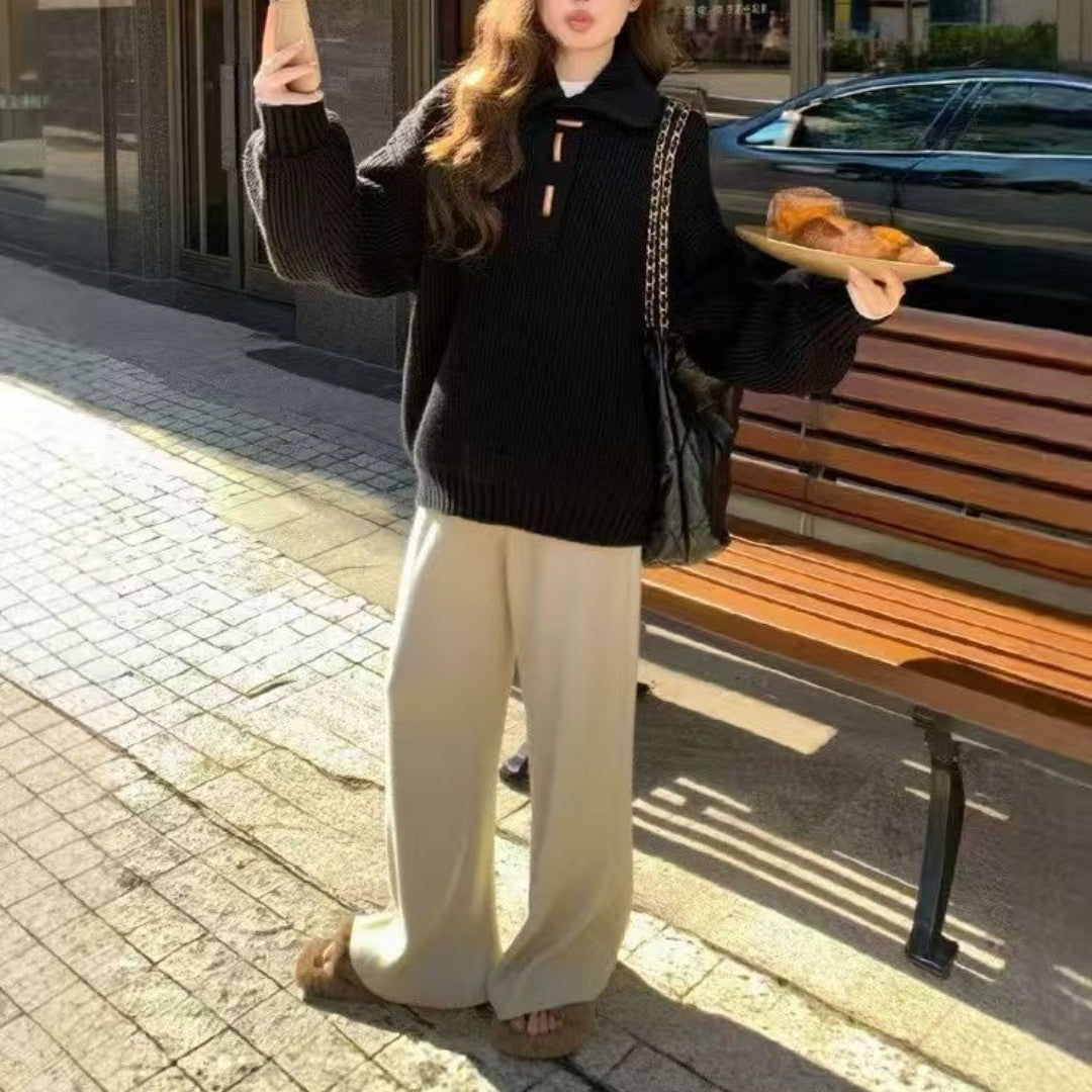 Damer Grovstickad Tröja med Flätmönster och Knapppdetaljer Mirla-Eva Jonsson