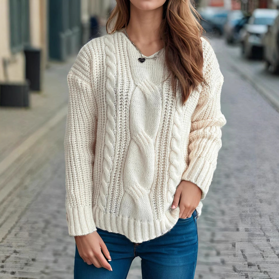 Damer Grovstickad tröja med kreativ flätdesign och avslappnad passform Eva Jonsson-Eva Jonsson