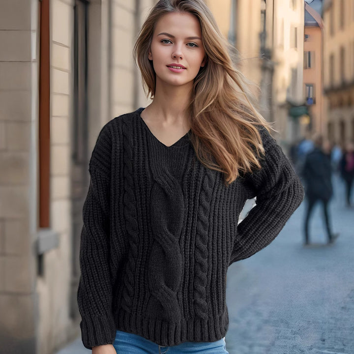 Damer Grovstickad tröja med kreativ flätdesign och avslappnad passform Eva Jonsson-Eva Jonsson