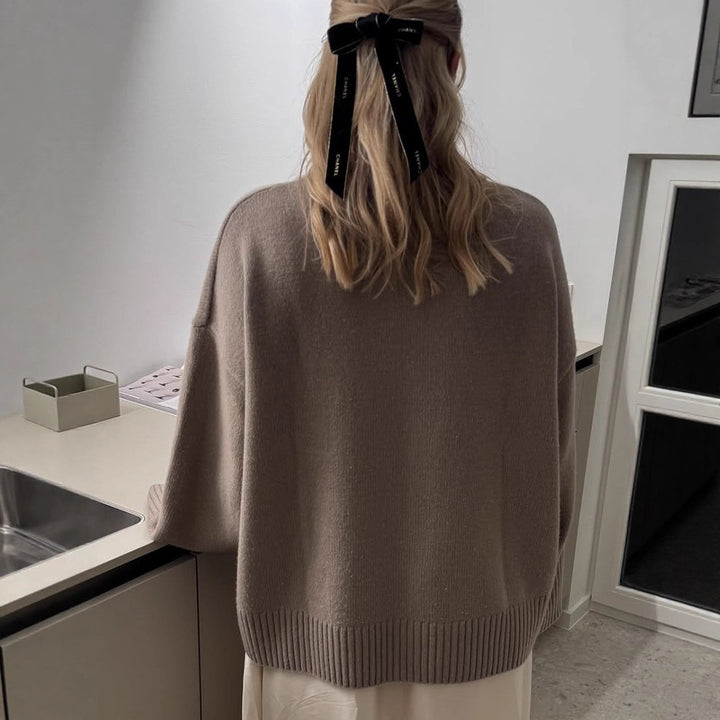 Damer Grovstickat tröja med överdimensionerade ärmar Mirla-Eva Jonsson
