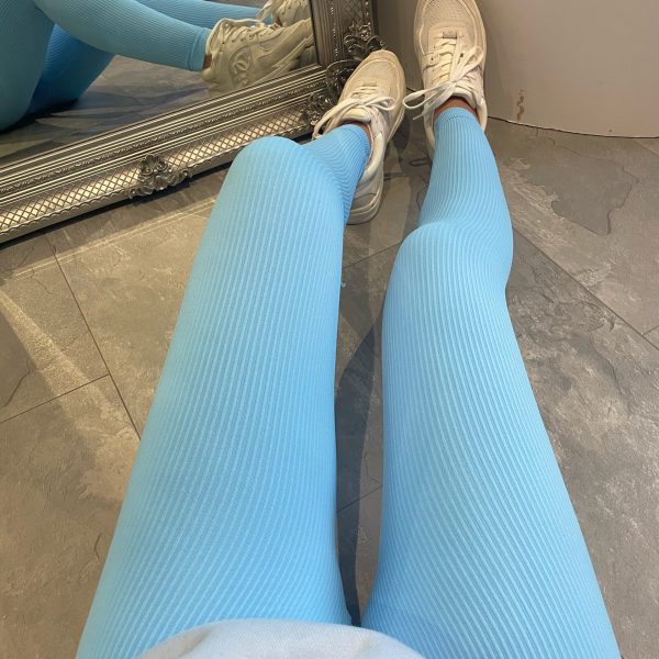 Damer Hög Kvalitet Ribbad Design Leggings med Hög Midja Mirla-Eva Jonsson