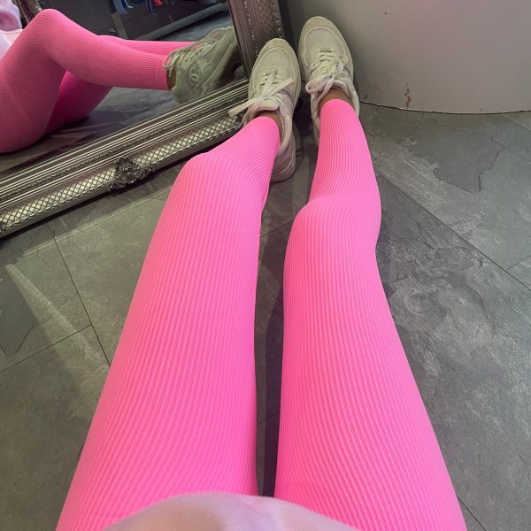 Damer Hög Kvalitet Ribbad Design Leggings med Hög Midja Mirla-Eva Jonsson