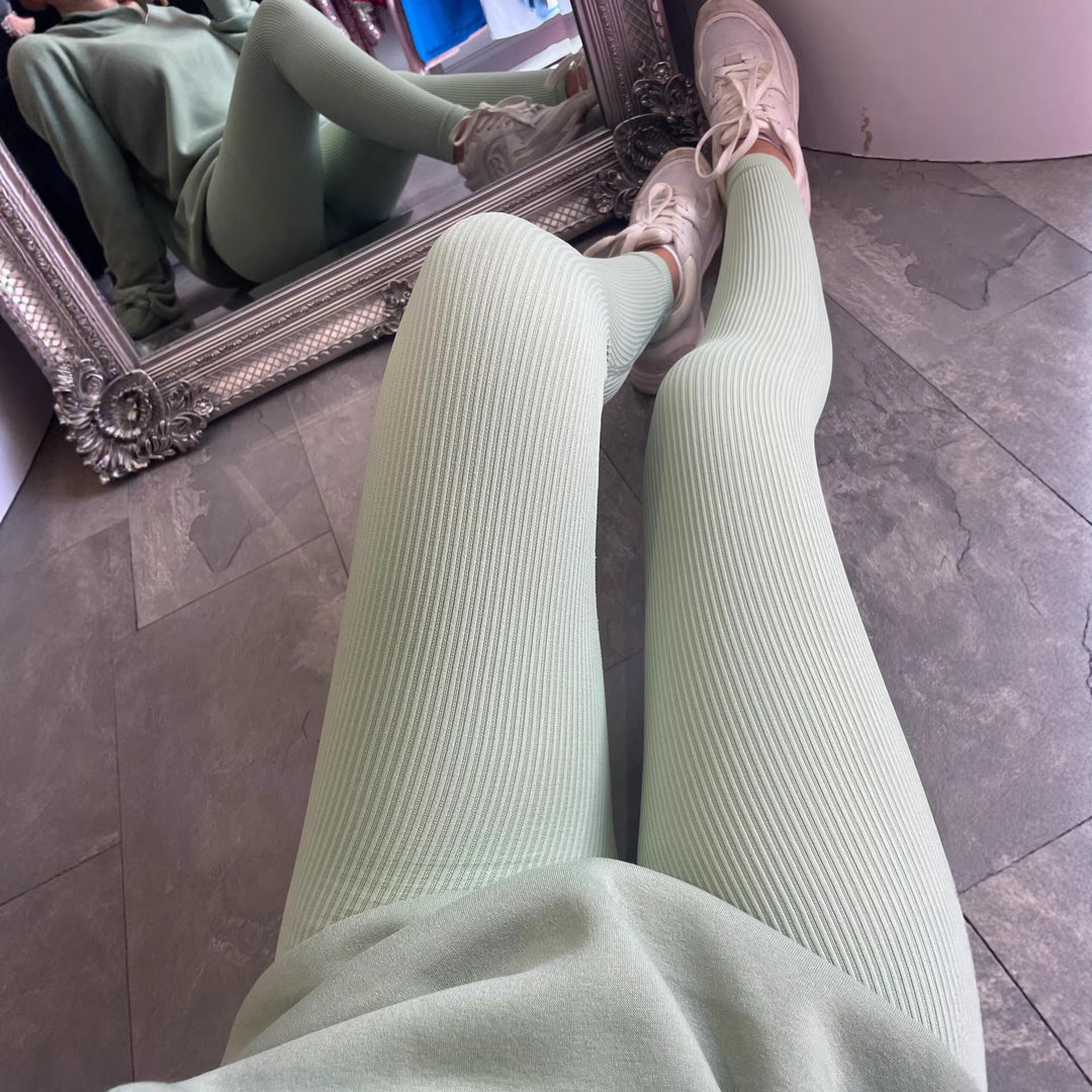Damer Hög Kvalitet Ribbad Design Leggings med Hög Midja Mirla-Eva Jonsson