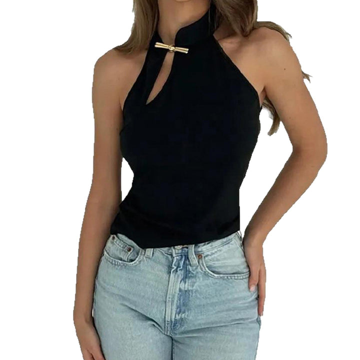 Damer Högkragad Sporttop med dekorativ öppning och elegant spänne Mirla-Eva Jonsson