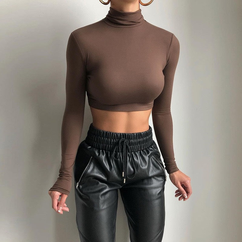 Damer Högkvalitativ långärmad crop-top med ståkrage Mirla-Eva Jonsson