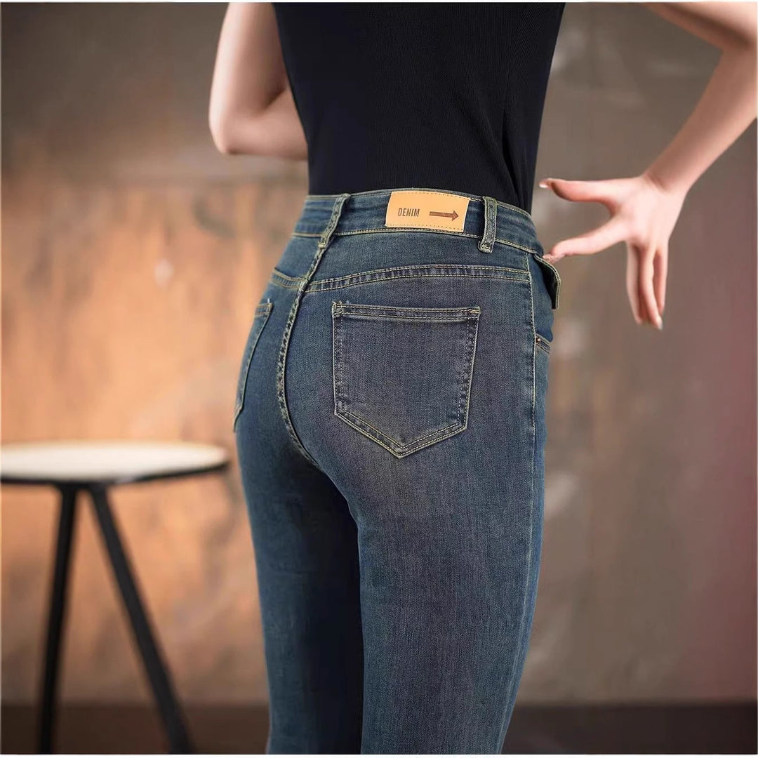 Damer Högmidjade Bootcut Jeans med elegant passform Mirla-Eva Jonsson