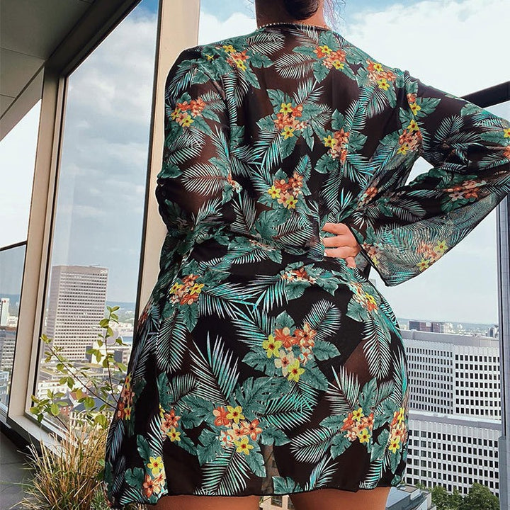 Damer Högskuren Bikini med blommig Kimono Mirla-Eva Jonsson