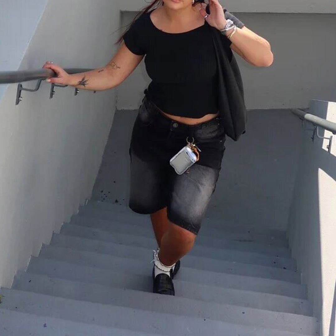 Damer Högskurna Denim-shorts i modern stil Mirla-Eva Jonsson