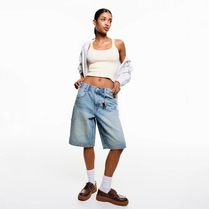 Damer Högskurna Denim-shorts i modern stil Mirla-Eva Jonsson