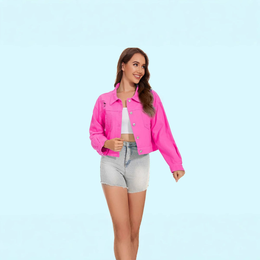 Damer Jeansjacka i avslappnad crop-stil med fransdetaljer Mirla-Eva Jonsson