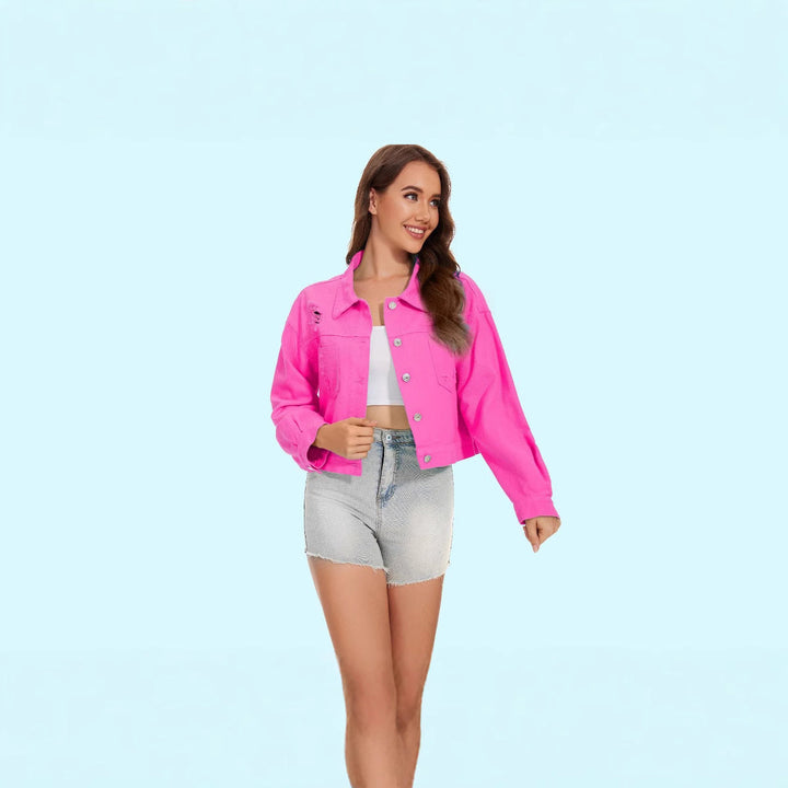 Damer Jeansjacka i avslappnad crop-stil med fransdetaljer Mirla-Eva Jonsson