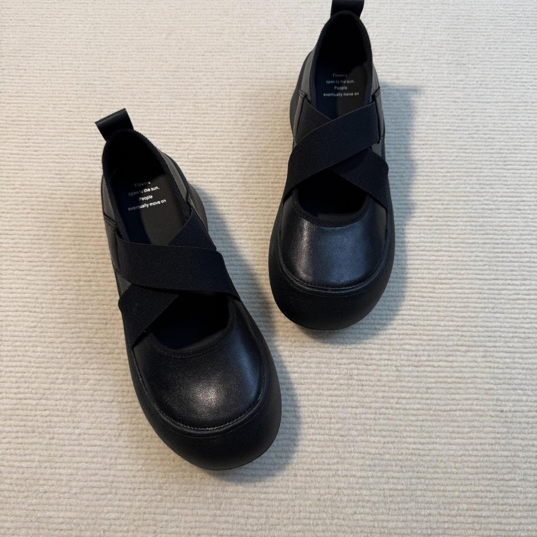 Damer Komfort-sneakers med elastiskt korsband och vadderad sula Mirla-Eva Jonsson