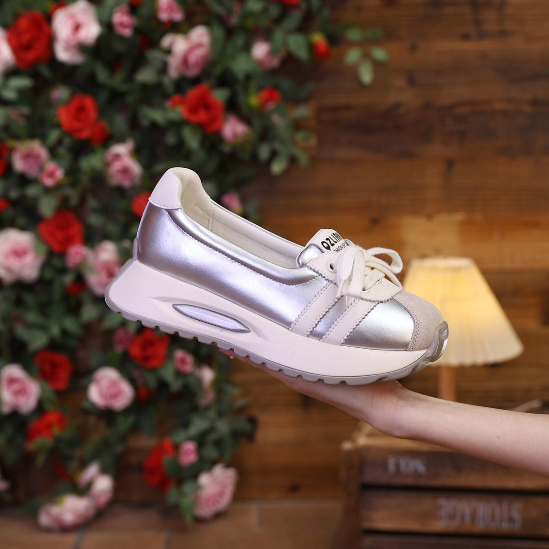 Damer Komfortabla Sneakers i moderiktig mix av läder och textil Mirla-Eva Jonsson
