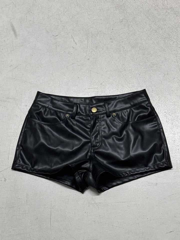 Damer Konstläder Shorts med hög midja och dekorativa fickor Mirla-Eva Jonsson