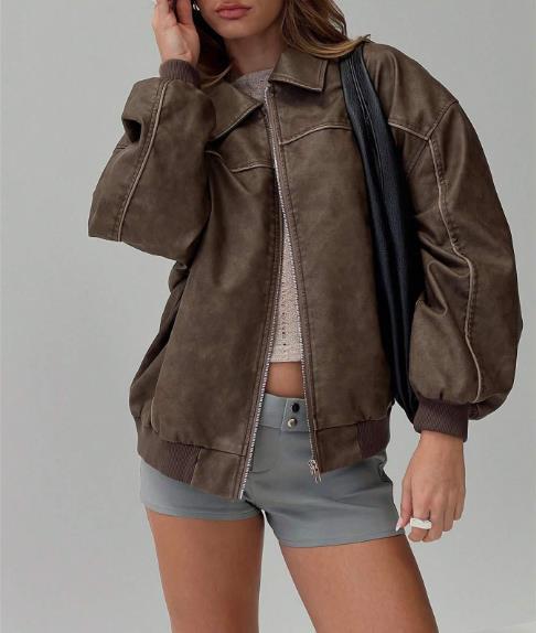 Damer Konstläderjacka i modern oversized-stil Mirla-Eva Jonsson