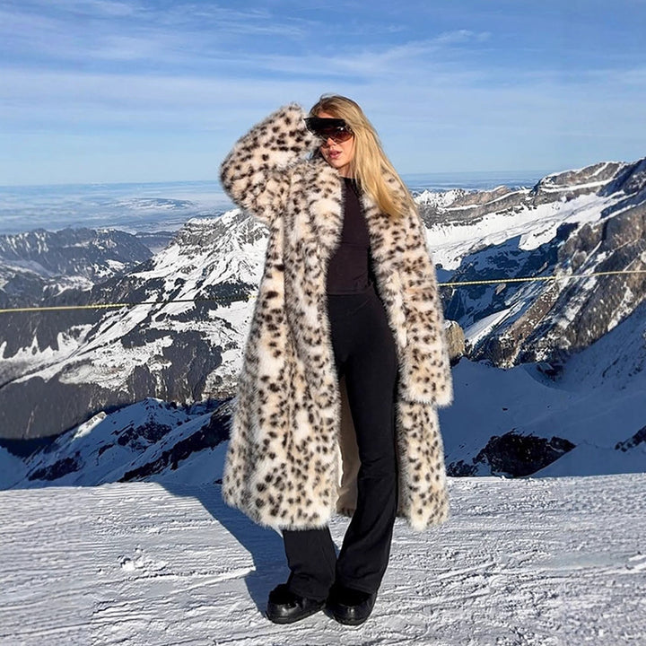 Damer Konstpäls Kappa med elegant leopardmönster Mirla-Eva Jonsson
