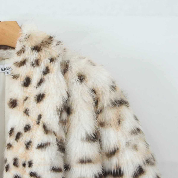 Damer Konstpälsjacka med elegant leopardmönster Mirla-Eva Jonsson