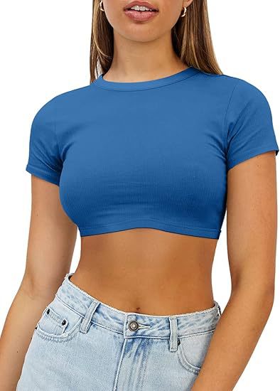 Damer Kort, Figurnära Crop-Top Av Elastiskt Material Mirla-Eva Jonsson