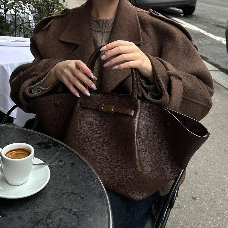 Damer Kort Ulljacka i Trench-stil med stiliga detaljer Mirla-Eva Jonsson